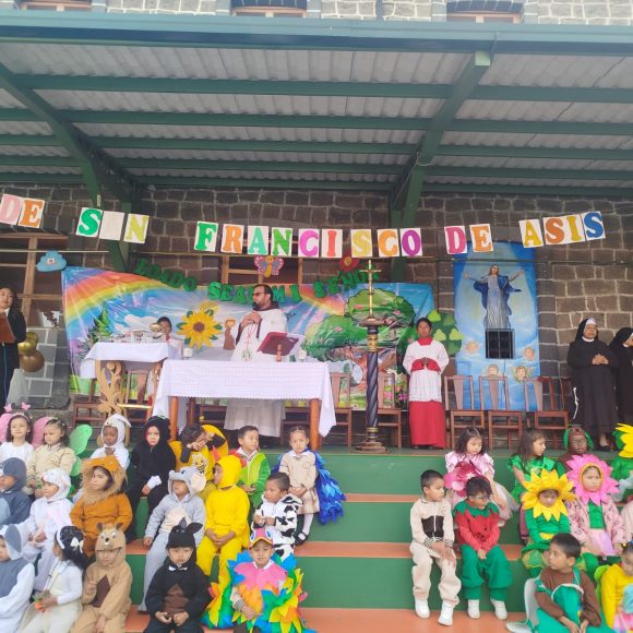 Misa de San Francisco de Asís  UEPSMA