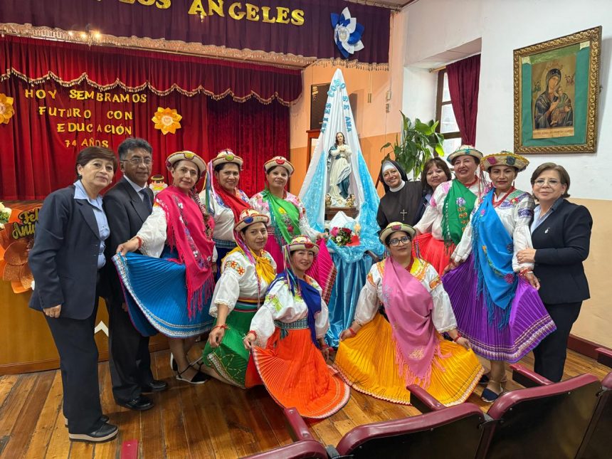 Sesión Solemne Fundación por sus     74 años UEPSMA