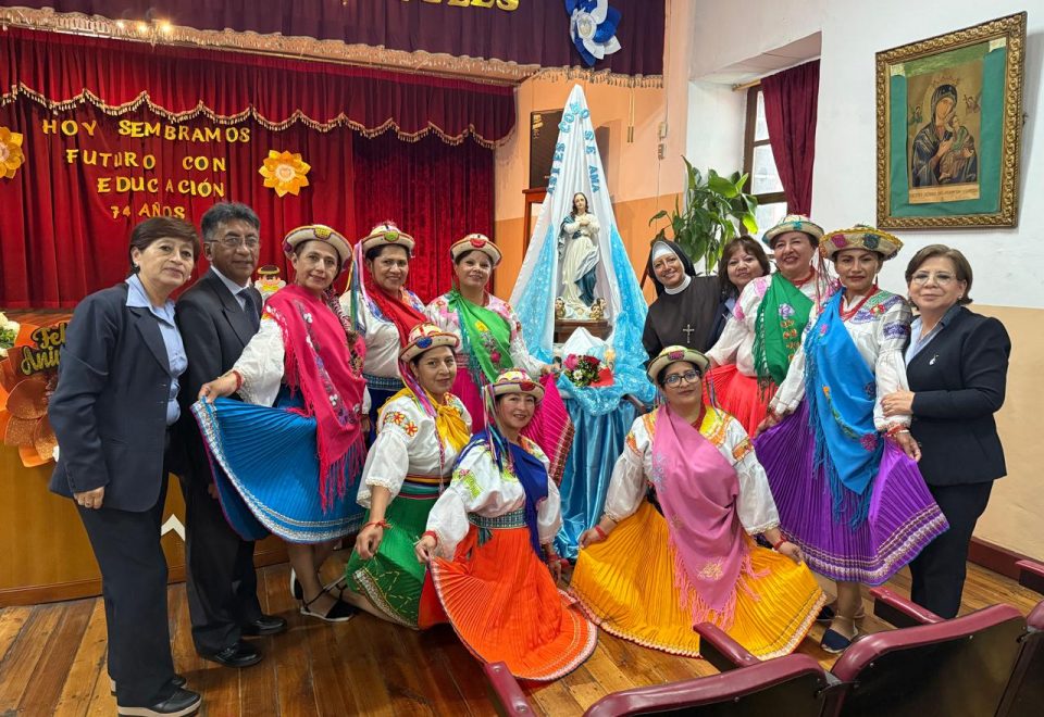 IMG-20251024-WA0068 Sesión Solemne Fundación por sus 74 años UEPSMA